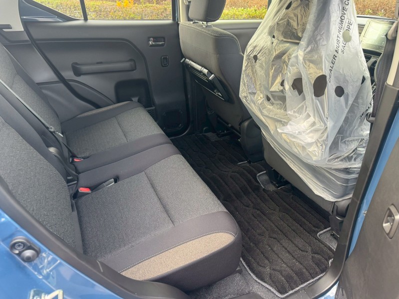 スズキ クロスビー4枚目